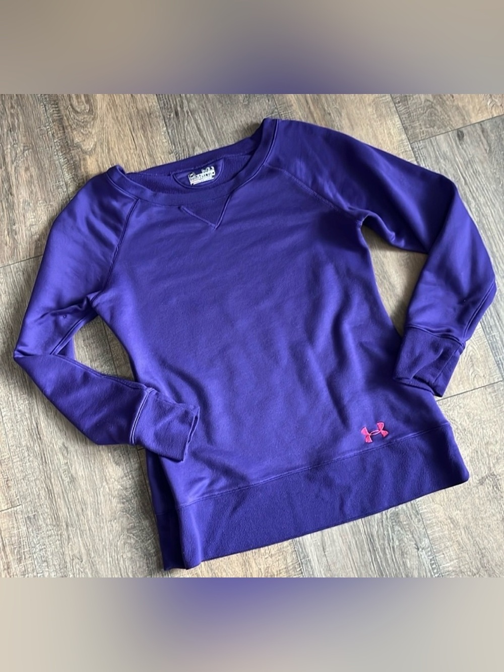 Under Armour Purple  Ladies Medium Sweatshirt in Great used Condition